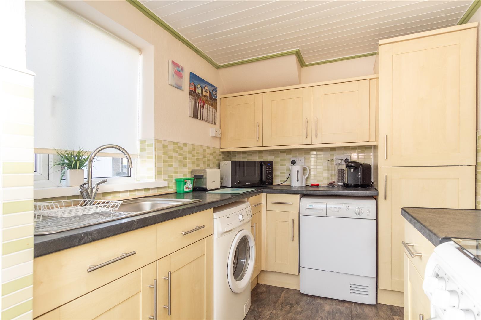 3 bed property in Hunters Road, Leyland
